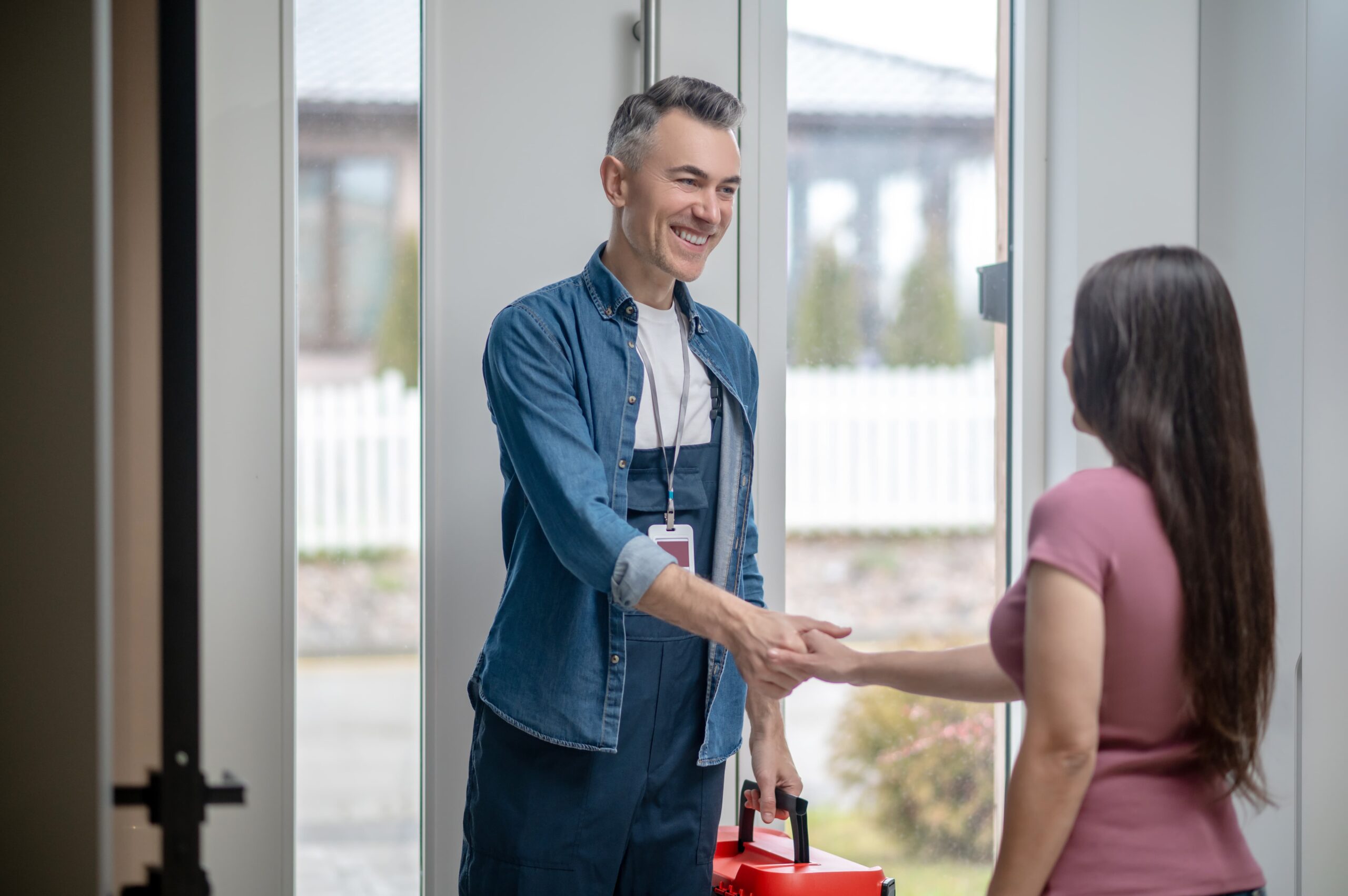 The Silent Strength of a House Manager: Why Every Luxury Home Needs One